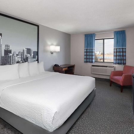 Super 8 By Wyndham Romeoville Bolingbrook Luaran gambar