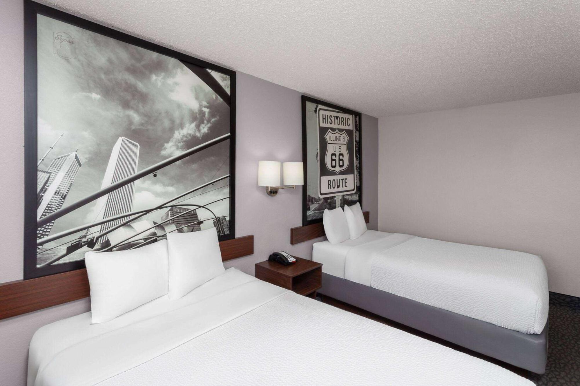 Super 8 By Wyndham Romeoville Bolingbrook Luaran gambar