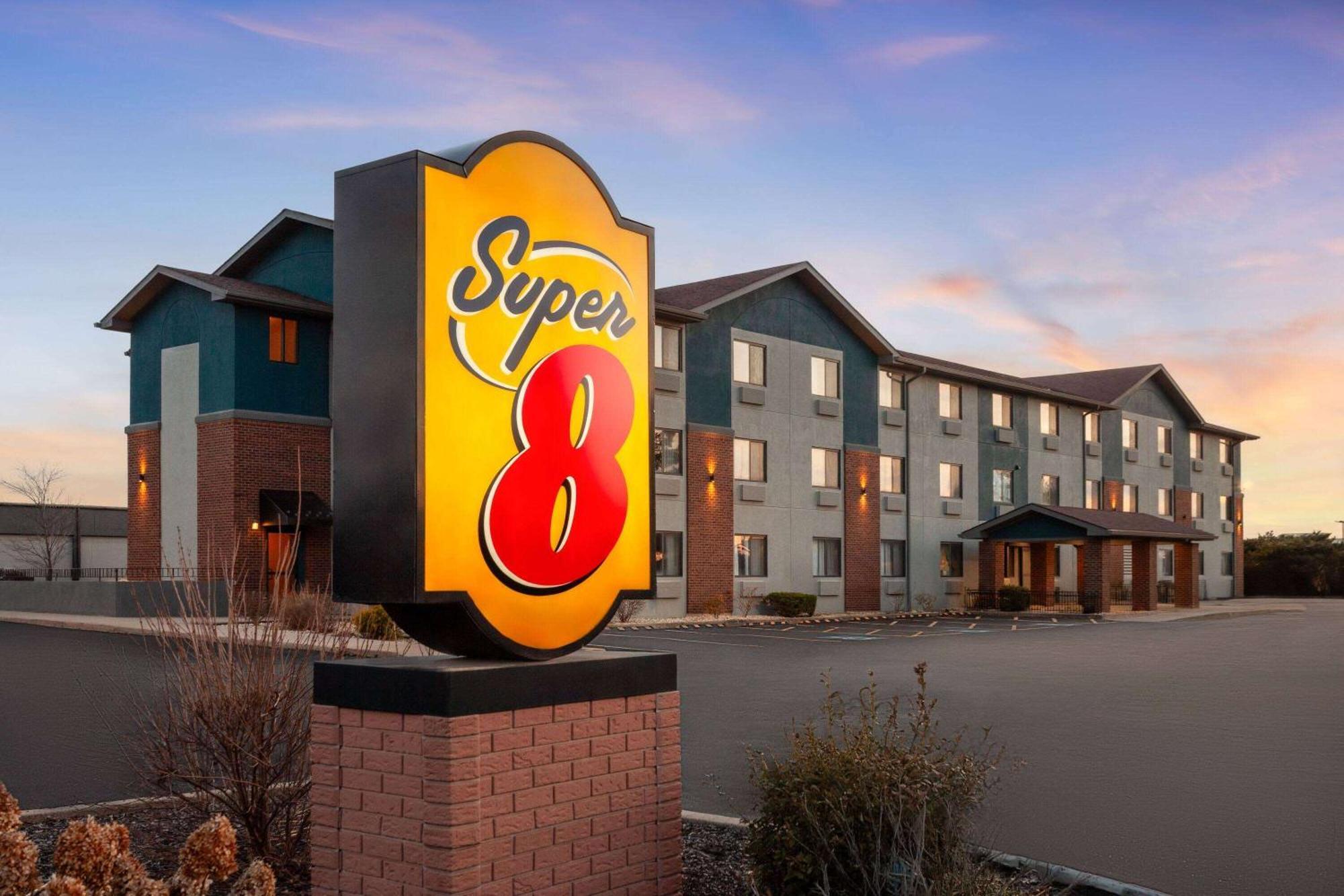 Super 8 By Wyndham Romeoville Bolingbrook Luaran gambar